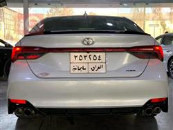 تويوتا أفالون